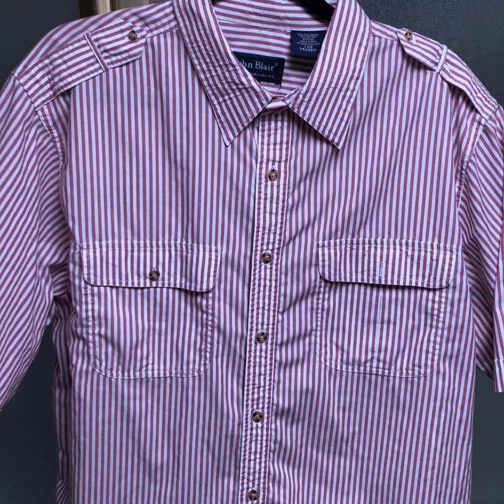 EUC Dusty rose and white men’s button up